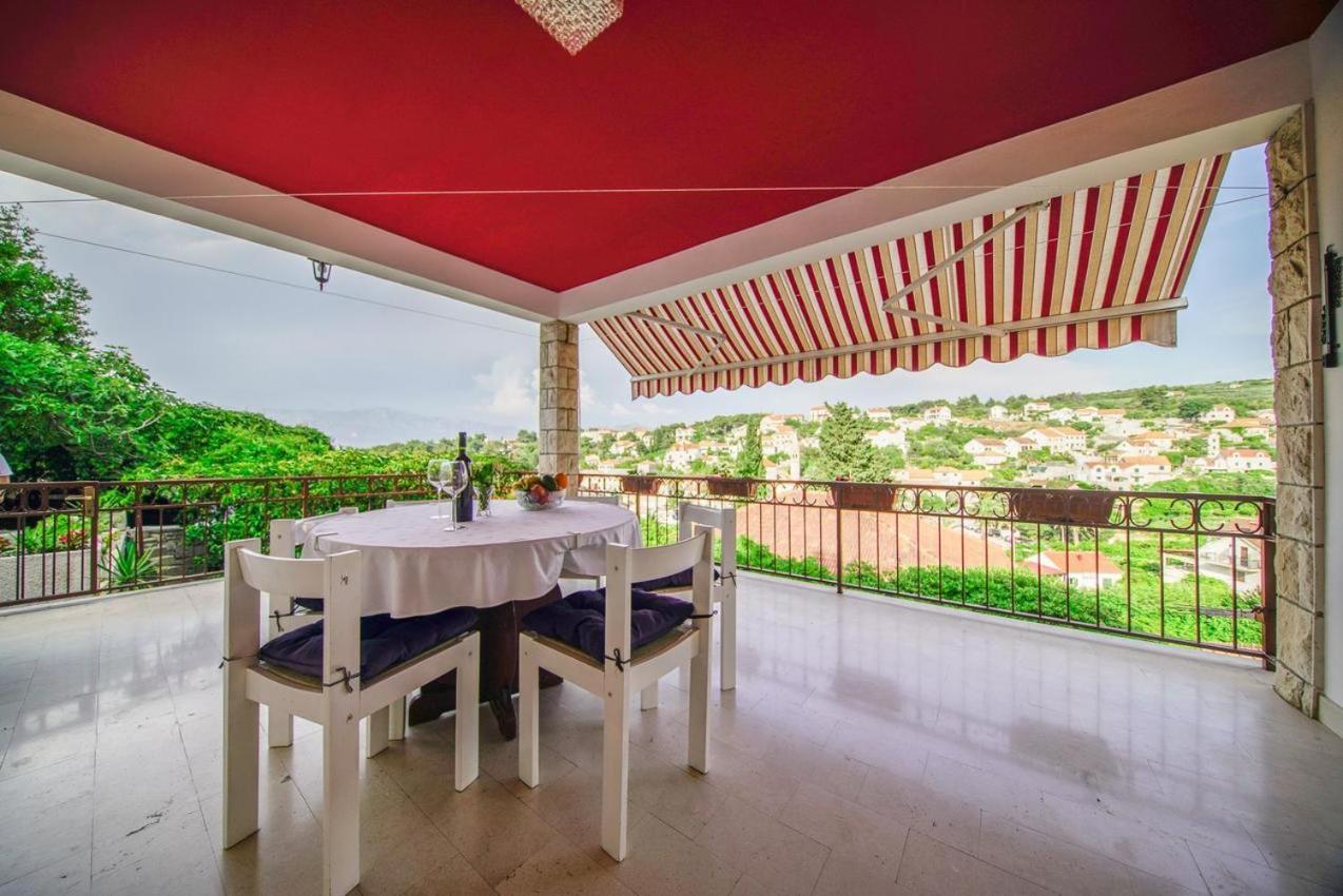 Apartman Mate Splitska Dış mekan fotoğraf