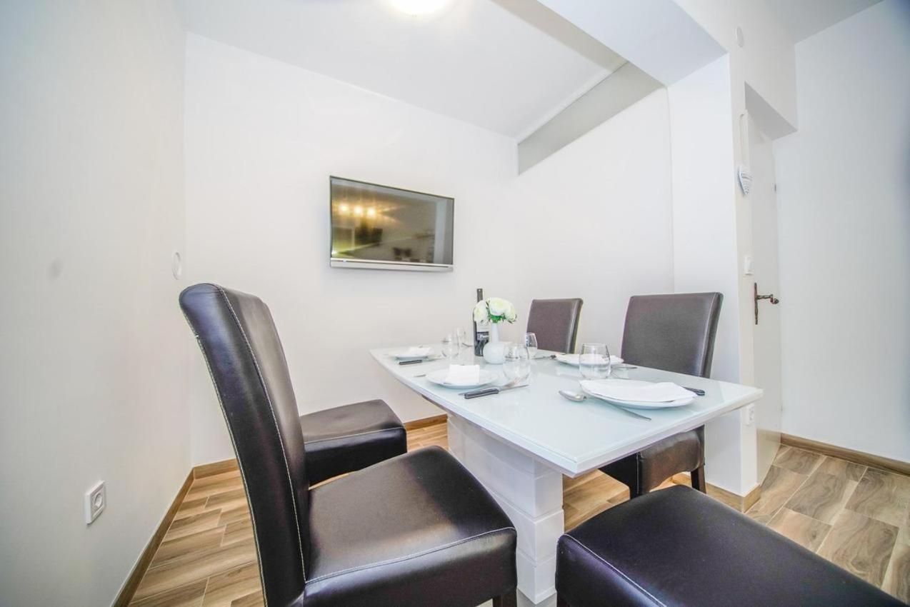 Apartman Mate Splitska Dış mekan fotoğraf